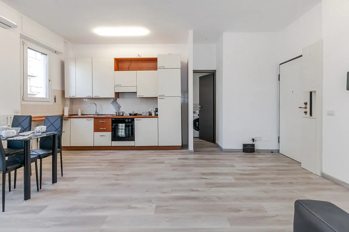 Bicocca Metro, soggiorno con cucina 2 — appartamento a Bicocca, Milano
