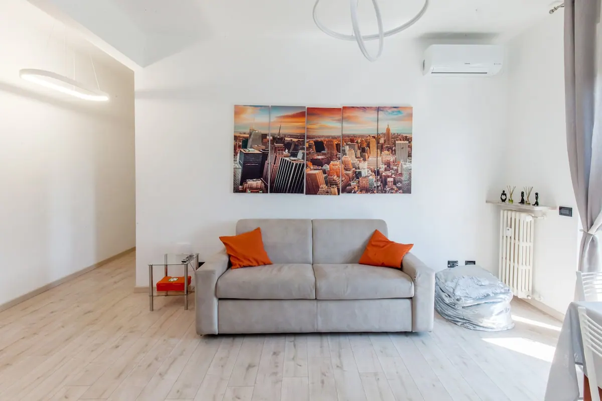 Bicocca Moderno، غرفة المعيشة 1 — شقة في Bicocca، ميلانو