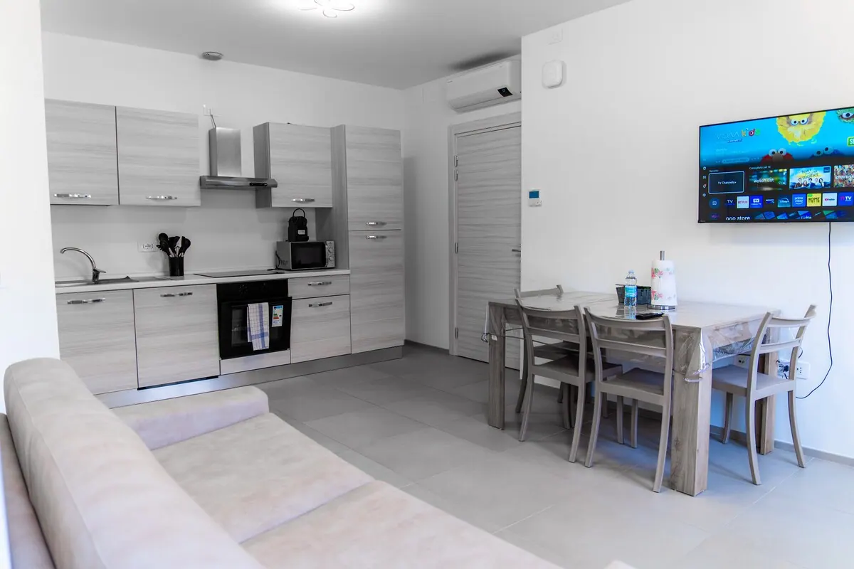 Nevoso 13, soggiorno con cucina 2 — appartamento a Lambrate, Milano