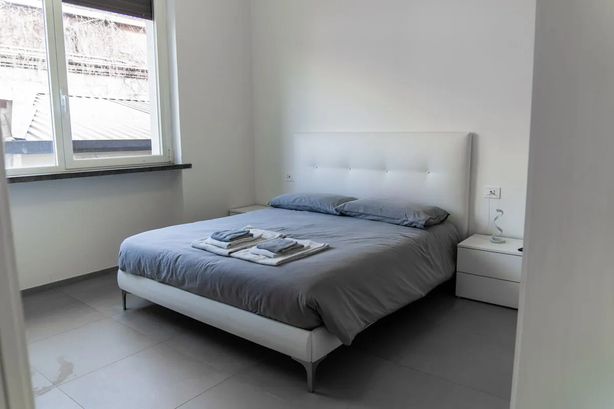 Nevoso 13, camera da letto 3 — appartamento a Lambrate, Milano