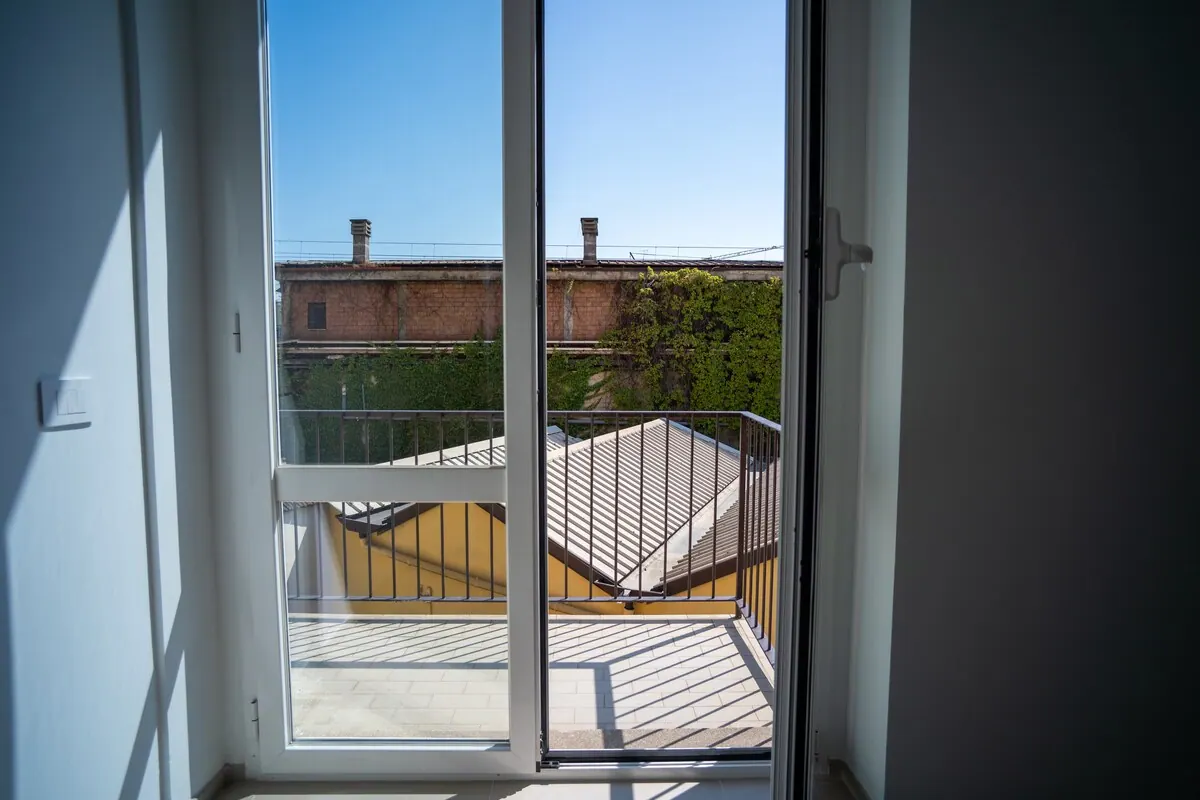 Nevoso 16, Balkon 1 — Apartment in Lambrate, Mailand