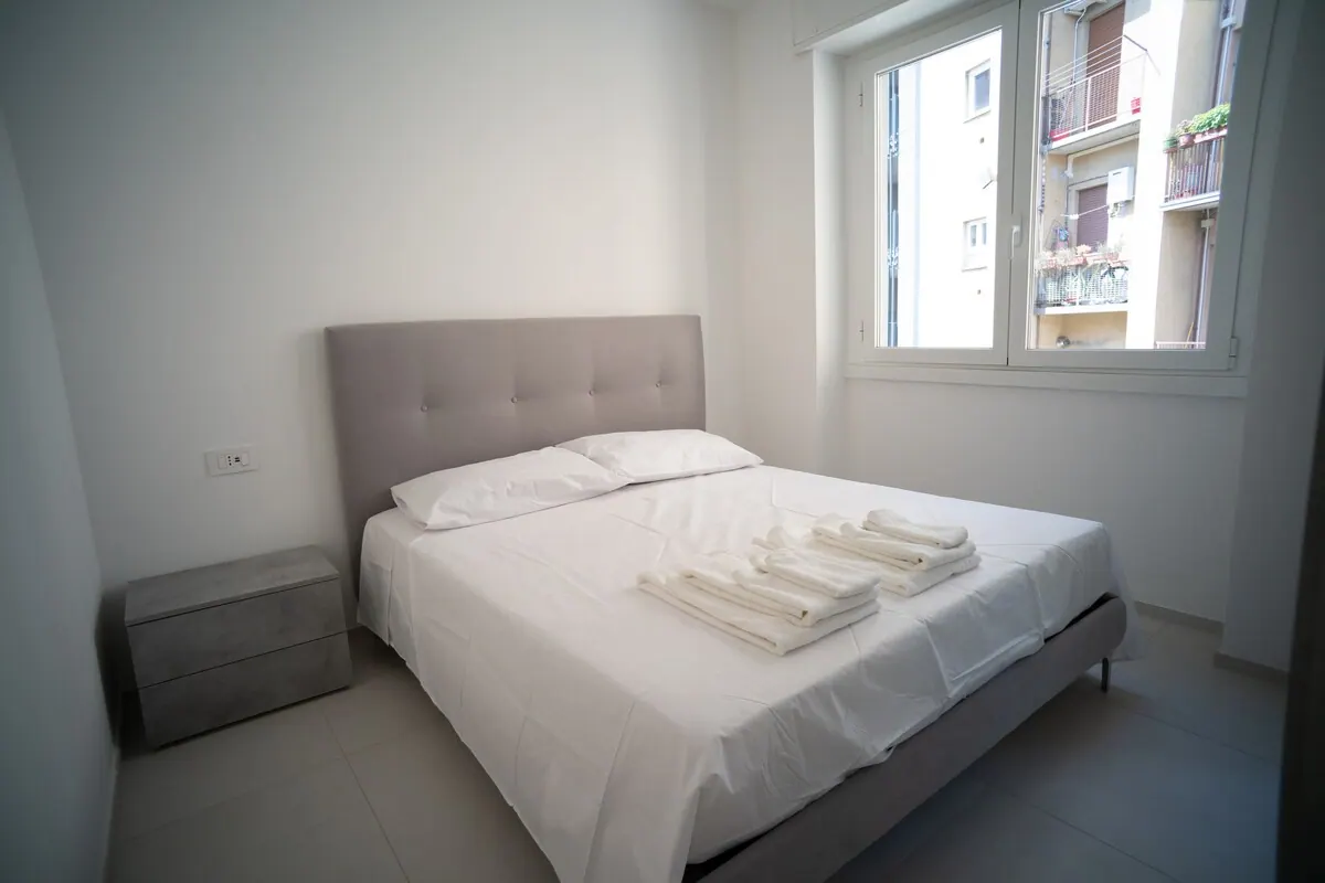 Nevoso 17, camera da letto 1 — appartamento a Lambrate, Milano