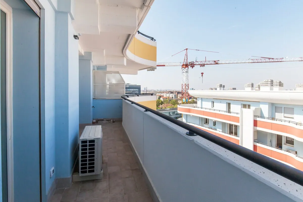 Torre Diamante 67, balcone — appartamento a Bicocca, Milano